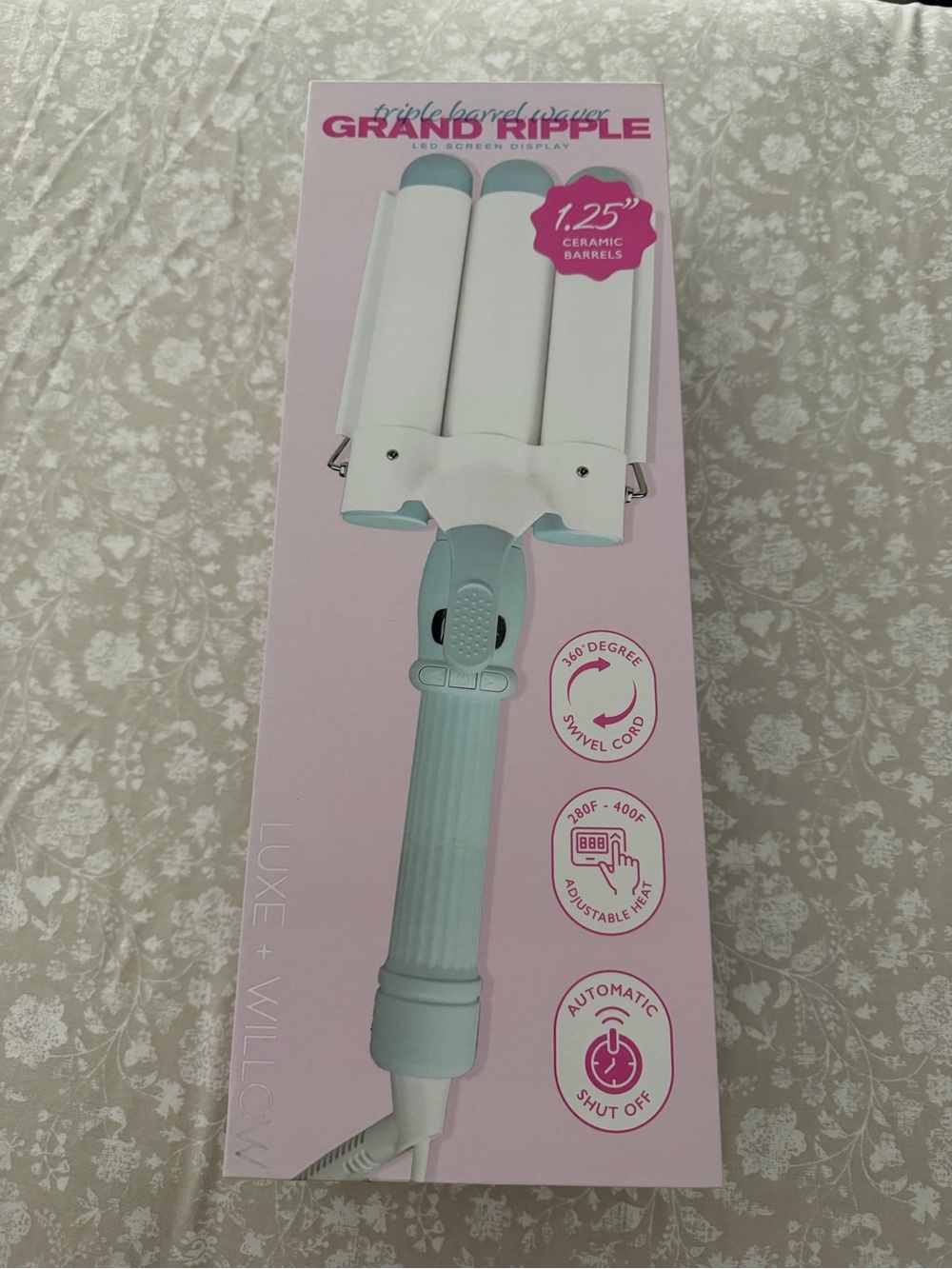 Grand Ripple Triple Barrel Waver in Mint by